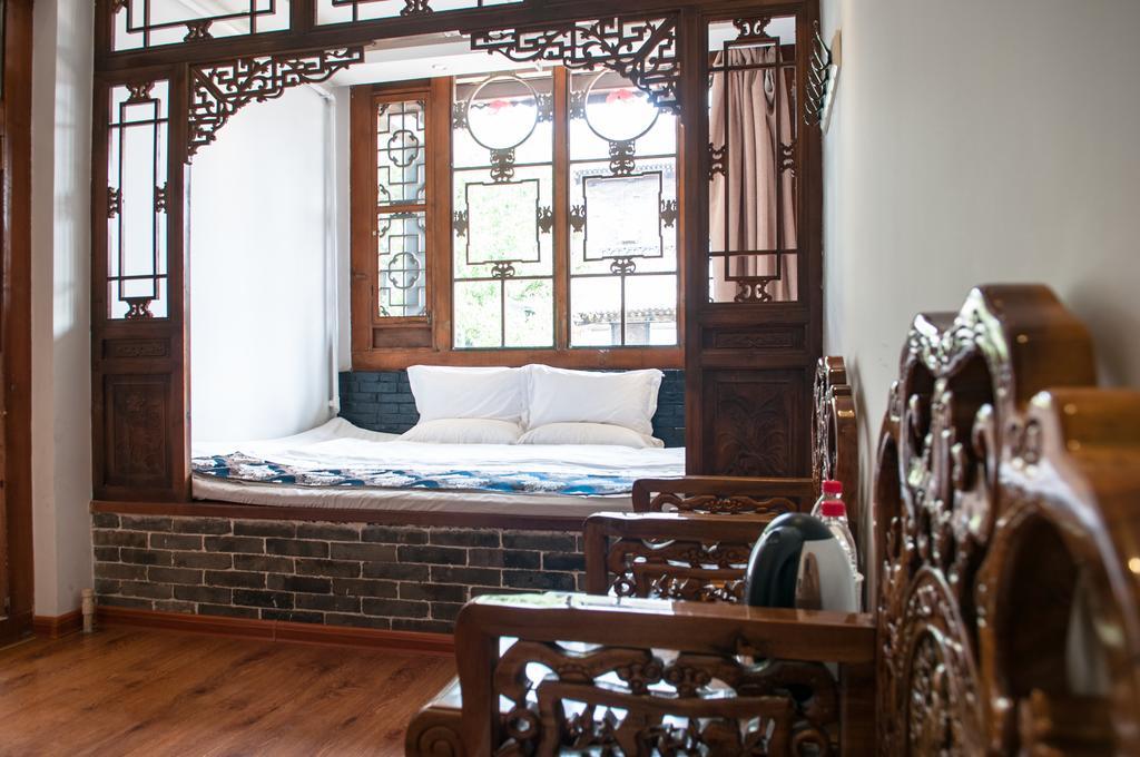 Fly By Knight Pingyao Courtyard Hotel Exterior photo